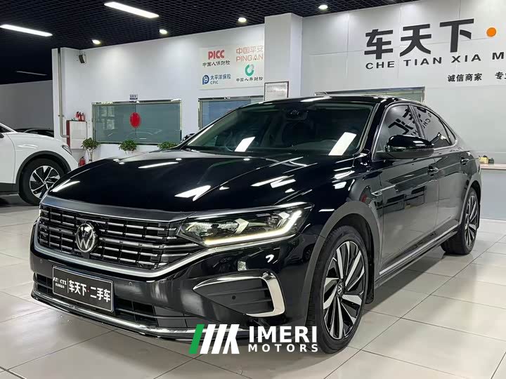 Volkswagen Passat 380TSI Elite