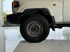 Toyota Land Cruiser (Imported) LC78 4.0L Automatic - ფოტო 10