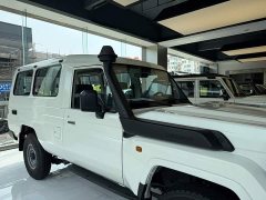 Toyota Land Cruiser (Imported) LC78 4.0L Automatic - ფოტო 9