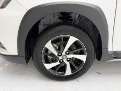 Toyota Yaris L Zhixuan X 1.5L CVT Luxury Plus - ფოტო 8