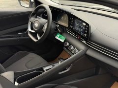 Hyundai Elantra 2023 1.5L CVT GLS Leading Edition - ფოტო 12