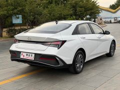 Hyundai Elantra 2023 1.5L CVT GLS Leading Edition - ფოტო 15