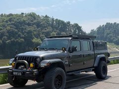 Jeep Gladiator 2022 3.6L Pioneer Edition - ფოტო 8