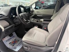 Toyota Sienna 2024 2.5L Hybrid Comfort Edition - ფოტო 4