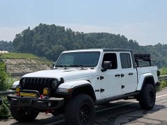 Jeep Gladiator 2022 3.6L Pioneer Edition - ფოტო 1