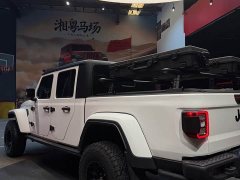 Jeep Gladiator 2022 3.6L Pioneer Edition - ფოტო 11