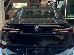 BMW 7 Series 735Li M Sport Package - ფოტო 9