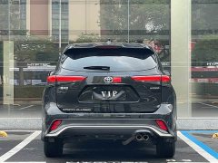 Toyota Crown Venza 2.5L HEV FWD Elite - ფოტო 11