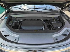 Li Auto L8 Max Intelligent Refresh Edition - ფოტო 12