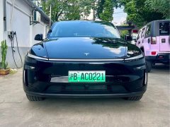 Tesla Model Y Long Range Rear-Wheel Drive - ფოტო 2