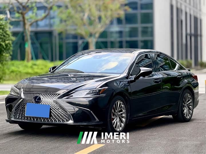 Lexus ES 2022 300h Premium Edition - ავტომობილი ჩინეთიდან