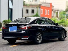 Lexus ES 2022 300h Premium Edition - ფოტო 11