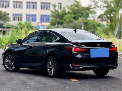 Lexus ES 2022 300h Premium Edition - ფოტო 13
