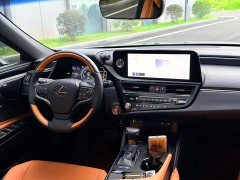 Lexus ES 2022 300h Premium Edition - ფოტო 7