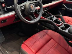 Porsche Cayenne 3.0T Aspiration Edition - ფოტო 2