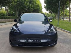 Tesla Model Y Rear-Wheel Drive - ფოტო 2