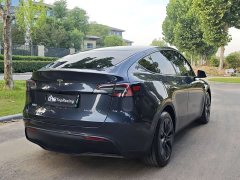 Tesla Model Y Rear-Wheel Drive - ფოტო 9