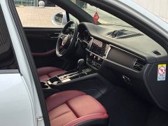 Porsche Macan 2.0T - ფოტო 12
