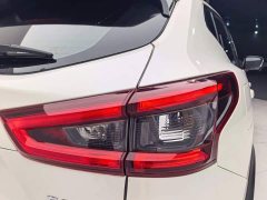Nissan Qashqai 2.0L CVT XV Premium Luxury - ფოტო 17