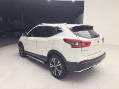 Nissan Qashqai 2.0L CVT XV Premium Luxury - ფოტო 6