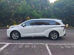 Toyota Sienna 2021 2.5L Hybrid Platinum Edition - ფოტო 13