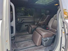 Toyota Sienna 2021 2.5L Hybrid Platinum Edition - ფოტო 5