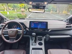 Toyota Sienna 2021 2.5L Hybrid Platinum Edition - ფოტო 6