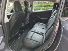 Tesla Model Y Rear-Wheel Drive - ფოტო 5