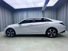 Hyundai Elantra 2022 1.5L CVT Luxury - ფოტო 4