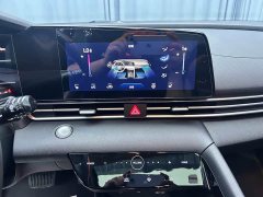 Hyundai Elantra 2022 1.5L CVT Luxury - ფოტო 8
