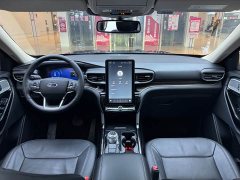 Ford Explorer 2020 EcoBoost 285 AWD Titanium 7-Seater - ფოტო 9