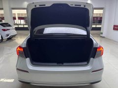 Honda Civic 180TURBO CVT Premium Edition - ფოტო 18