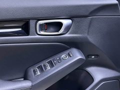 Honda Civic 180TURBO CVT Premium Edition - ფოტო 9
