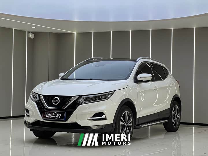 Nissan Qashqai 2.0L CVT XV Premium Luxury