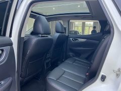 Nissan Qashqai 2.0L CVT XV Premium Luxury - ფოტო 14