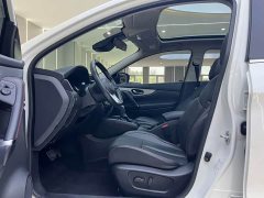 Nissan Qashqai 2.0L CVT XV Premium Luxury - ფოტო 4