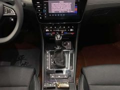 Skoda Superb TSI280 DSG Prestige - ფოტო 16