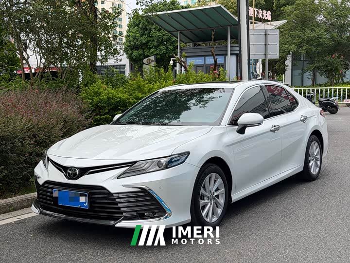 Toyota Camry 2.0G Luxury