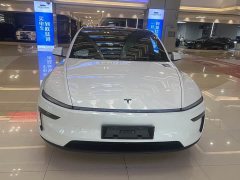 Tesla Model Y Rear-Wheel Drive - ფოტო 1