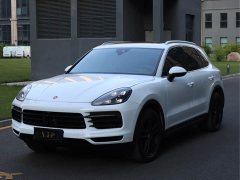 Porsche Cayenne 3.0T Platinum Edition - ფოტო 1