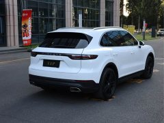 Porsche Cayenne 3.0T Platinum Edition - ფოტო 4