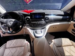 Mercedes-Benz V-Class 2022 V 260 L Long Wheelbase Luxury Edition - ფოტო 10