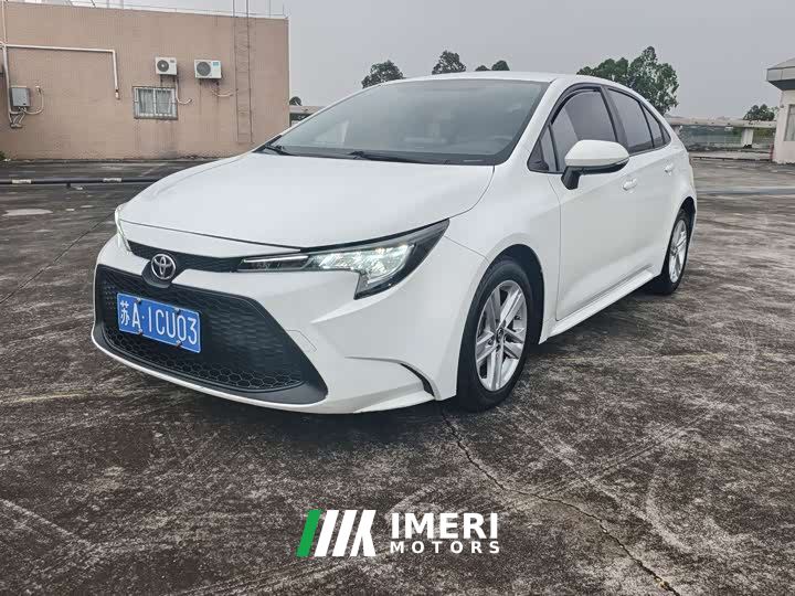 Toyota Corolla TNGA 1.5L CVT Base