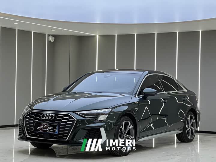 Audi A3 A3L Limousine 35 TFSI Luxury Sport