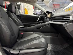 Hyundai Elantra 2022 1.5L CVT Luxury - ფოტო 17