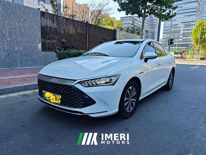 BYD Qin PLUS Glory Edition DM-i 55KM Leading - ავტომობილი ჩინეთიდან
