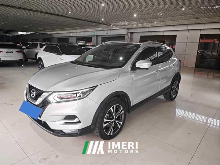 Nissan Qashqai 2.0L CVT XV Premium Luxury