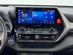 Toyota Highlander Hybrid 2.5L AWD Premium 7-Seater - ფოტო 13