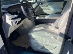 Buick GL8 New Energy Lusang Respect Edition - ფოტო 7
