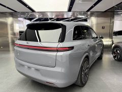 Li Auto L8 Ultra Smart Refresh Edition - ფოტო 14